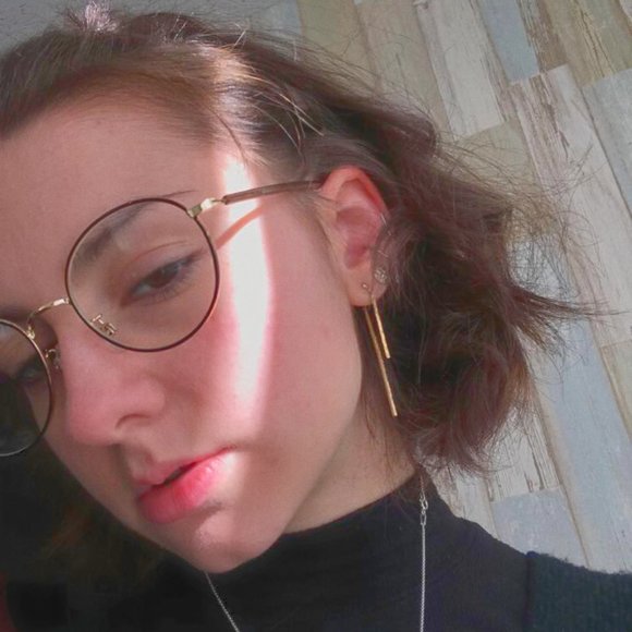 Meet your Posher, Elanne - Picture 1 of 1